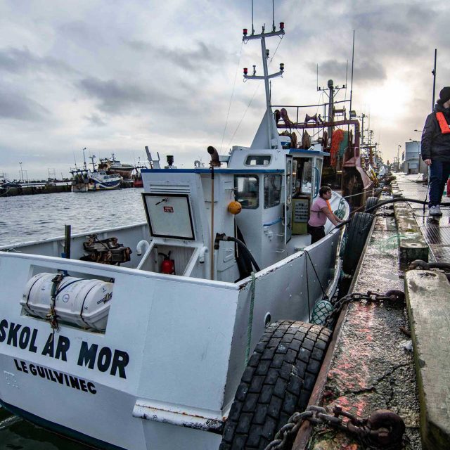 Lycée maritime de Guilvinec : à la rencontre de Carine Cornil, professeur de navigation