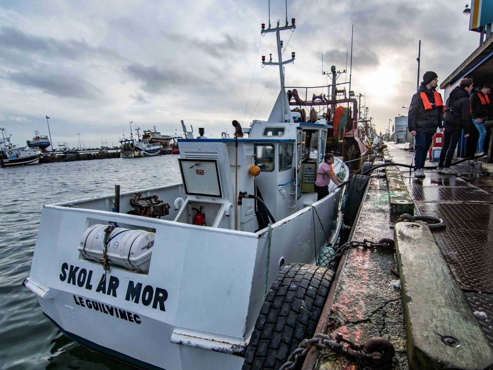 Lycée maritime de Guilvinec : à la rencontre de Carine Cornil, professeur de navigation